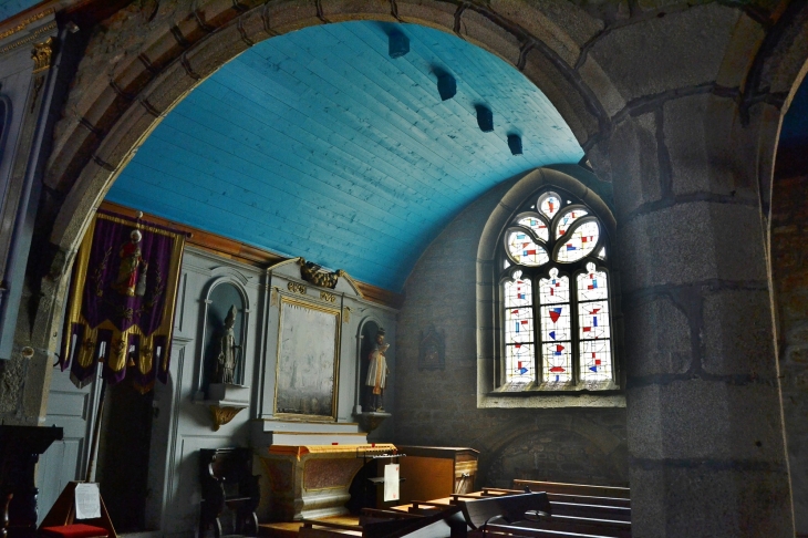 Ploulec'h commune de Lannion ( L'église )