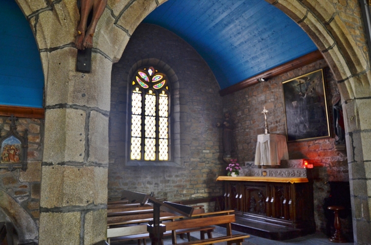 Ploulec'h commune de Lannion ( L'église )