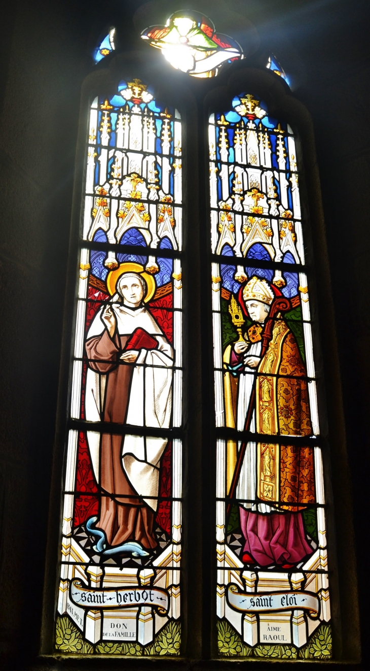 Ploulec'h commune de Lannion ( L'église )