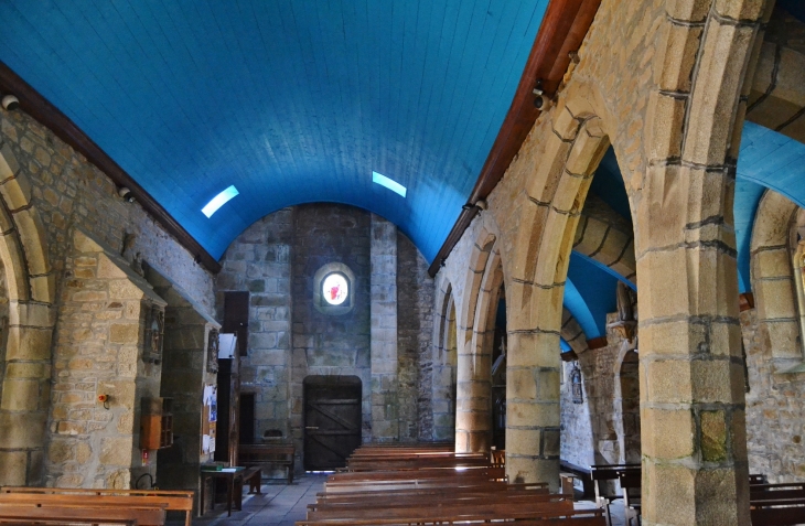 Ploulec'h commune de Lannion ( L'église )