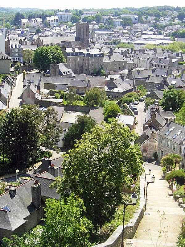 La ville vue de l'église de Brélévenez  - Lannion
