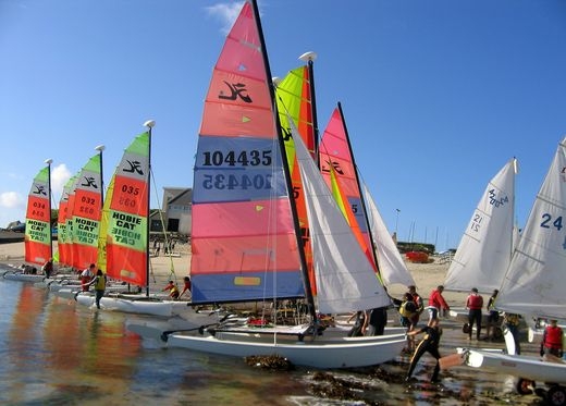 Stages de voile, initiation à la voile, location embarcation et kayaks de mer - Pleumeur-Bodou