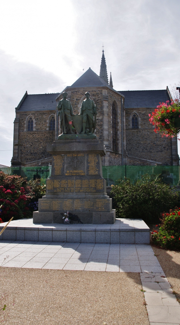Monument aux Morts - Plouguiel
