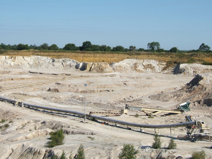 Carrières de KAOLIN à QUESSOY