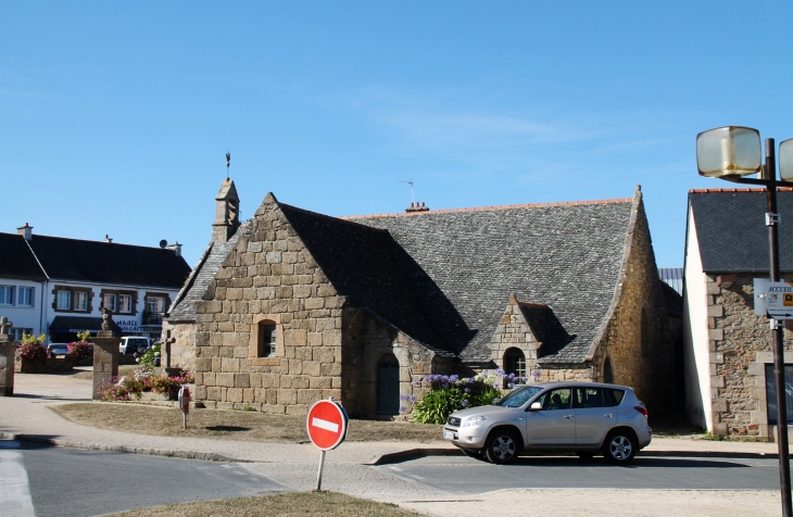 ;Chapelle Sainte-Anne des Rochers - Trégastel
