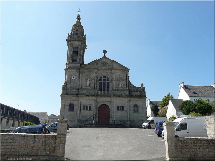 L' Eglise Saint Joseph - Audierne