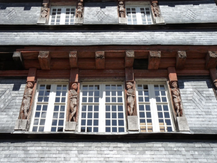 Vieille  facade - Carhaix-Plouguer