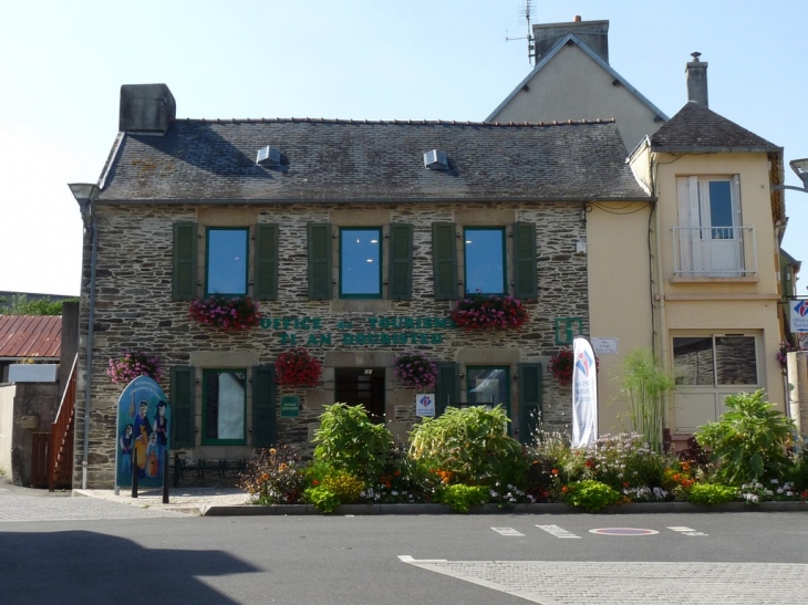 L'office de tourisme - Châteauneuf-du-Faou