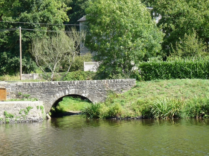 Au bord de l'Aulne - Châteauneuf-du-Faou