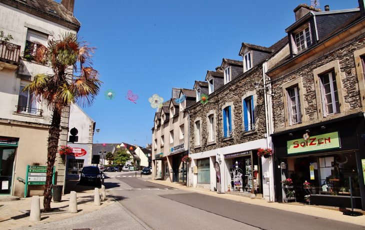 La Commune - Châteauneuf-du-Faou