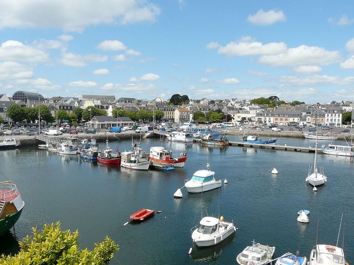 Les bateaux de pêche cotiers. - Concarneau