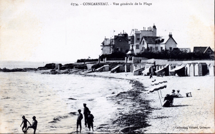 Vue générale de la plage, vers 1920 (carte postale ancienne). - Concarneau