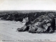 Photo précédente de Crozon Morgat - Le Rocher des PetitesGrottes et l'Hôtel de la Mer,vers 1920 (carte postale ancienne).