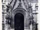 Photo suivante de Landivisiau Le Porche de l'église, vers 1920 (carte postale ancienne).