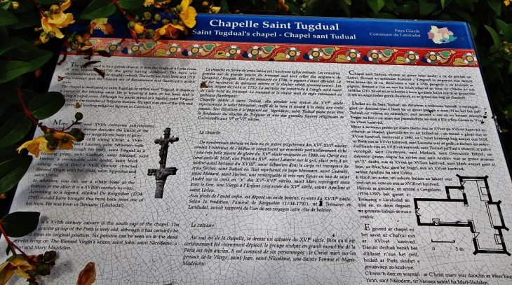 +/Chapelle Saint-Tugdual - Landudal