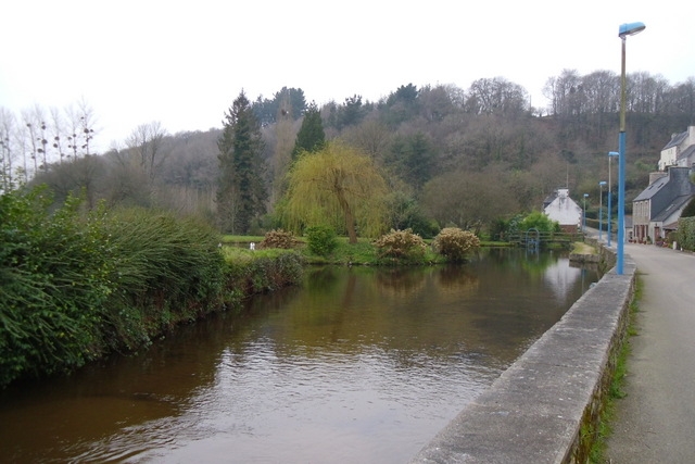 Village charmant de mes ancêtres (1691) qu'est le Ponthou.