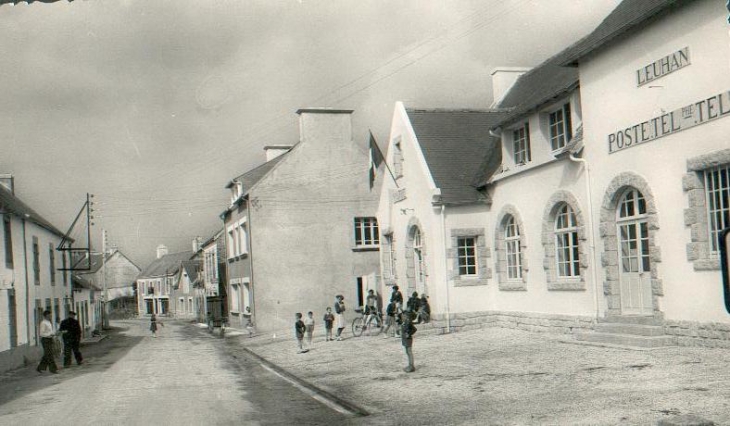 Rue de la mairie - Leuhan