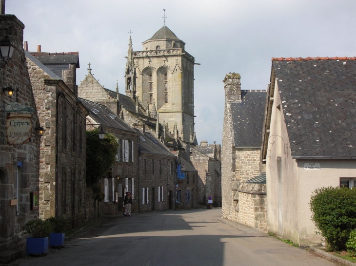 VUE DE L EGLISE. - Locronan