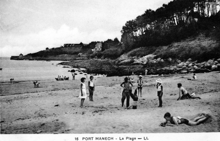 Port Manech - la plage, vers 1930 (carte postale ancienne). - Névez