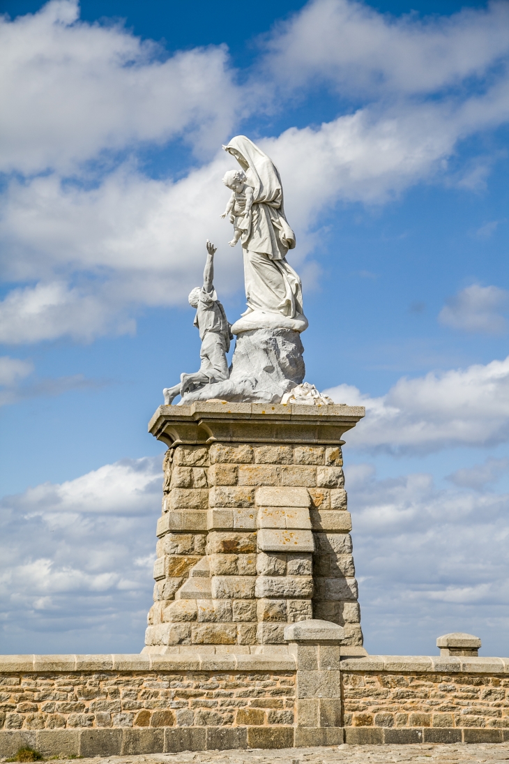 Pointe du Raz - notre dame des naufragés - Plogoff