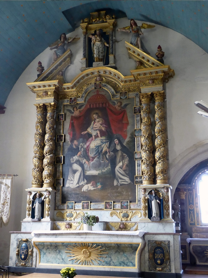 Dans l'église : l'autel du Rosaire - Plougasnou
