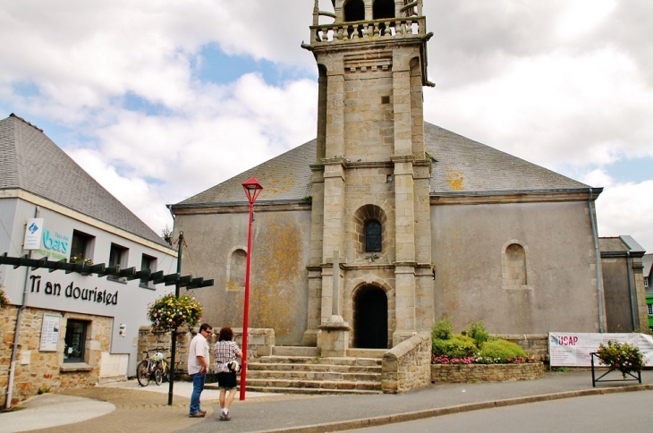 église St Pierre - Plouguerneau