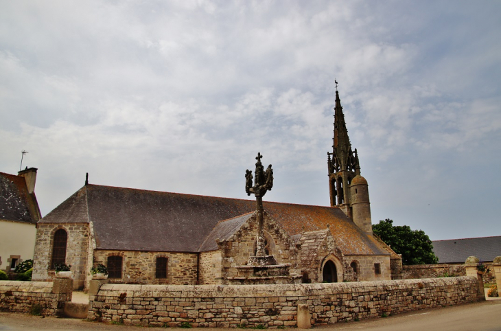   +église Gorgon - Plovan