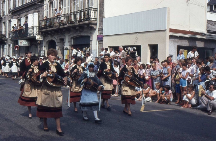 Le festival de cornouaille, - Quimper