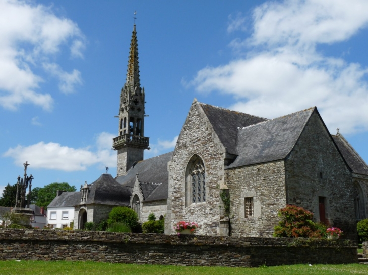 L'église - Saint-Hernin