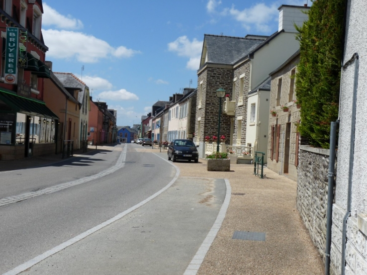 La rue principale - Spézet