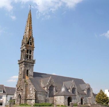 Trégourez L'eglise du bourg