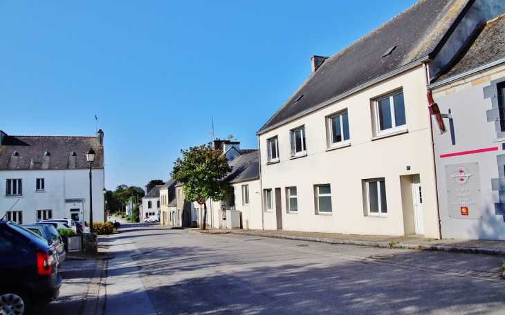 La Commune - Trégourez