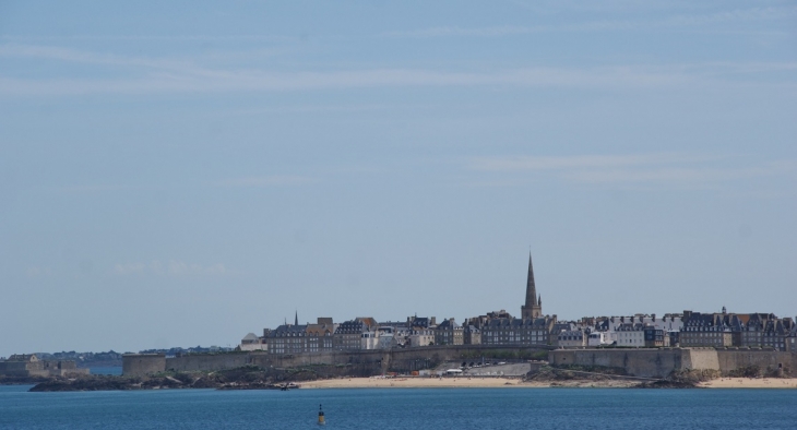  - Dinard