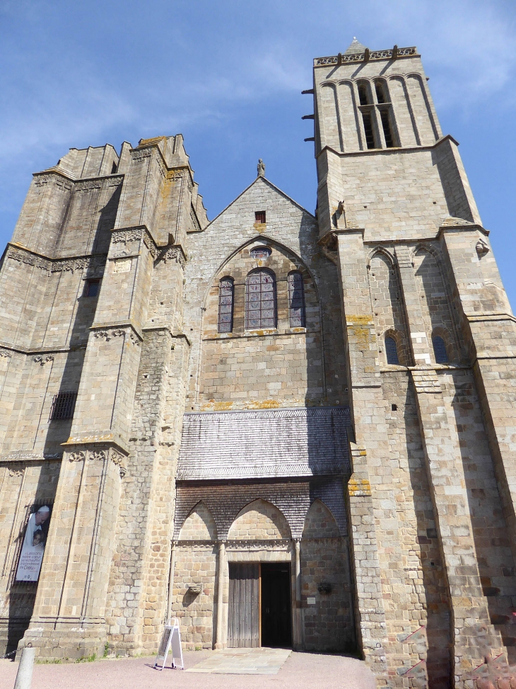 église Saint Samson : façade ouest - Dol-de-Bretagne