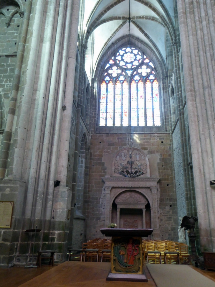 Dans l'église Saint Samson - Dol-de-Bretagne
