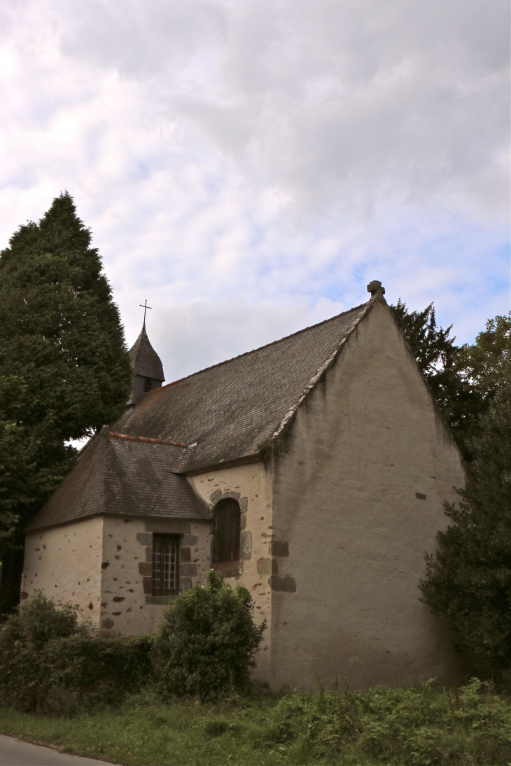 Chevet de la Chapelle Sainte Anne de Saint Buc. - Le Minihic-sur-Rance