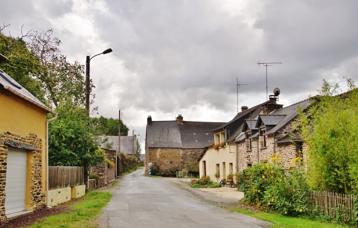 Le Village - Loutehel