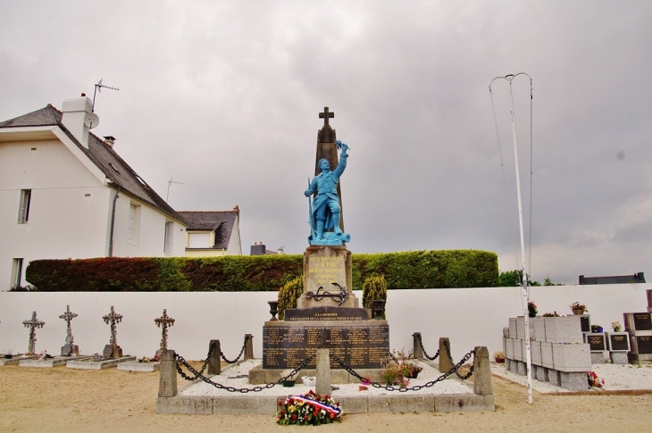 Monument-aux-Morts - Étel