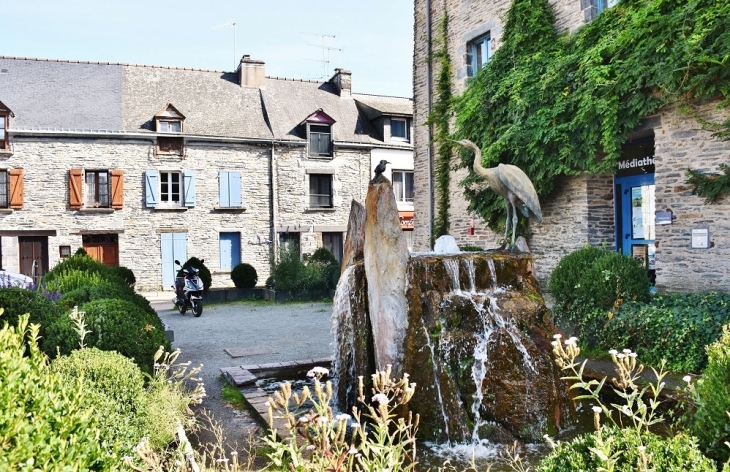 Fontaine - La Gacilly