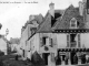Photo suivante de Locminé La rue de Baud, vers 1910 (carte postale ancienne).