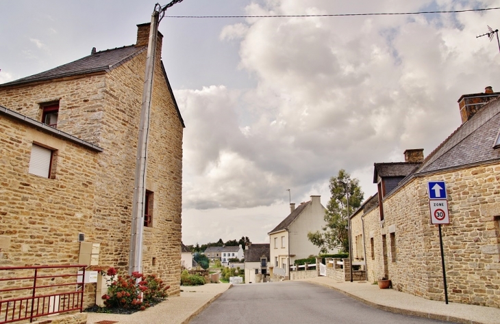 Le Village - Molac