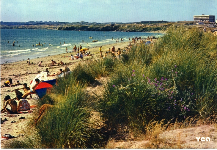 De Guidel à Lorient par la route côtière la plage du Fort Bloqué 'carte postale de 1960) - Ploemeur