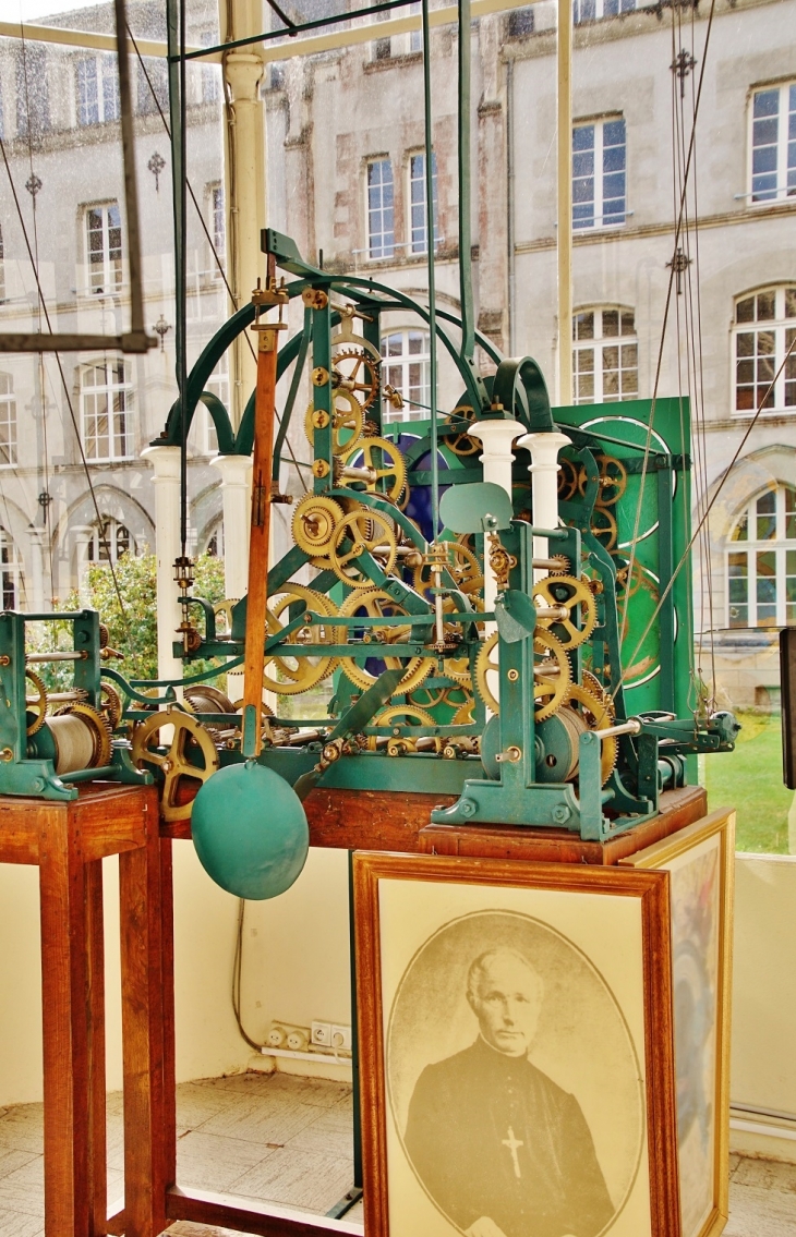 Musée JM La Mennais ( Horloge Astronomique ) - Ploërmel