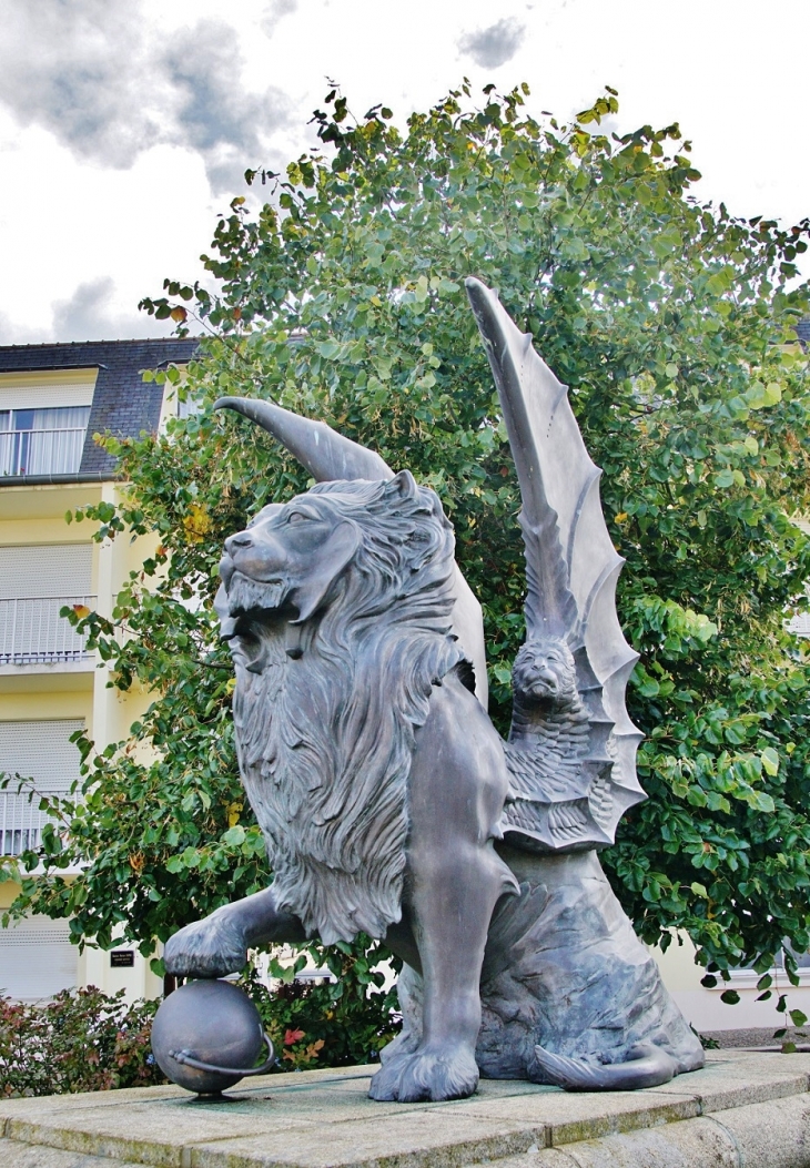 Sculpture - Ploërmel