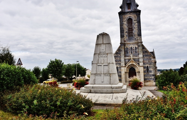 Monument-aux-Morts  - Quelneuc