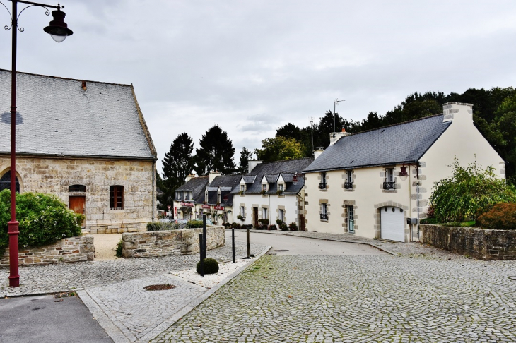La Commune - Saint-Thuriau