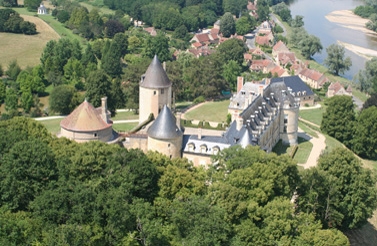 Le chateau vu du ciel - Apremont-sur-Allier