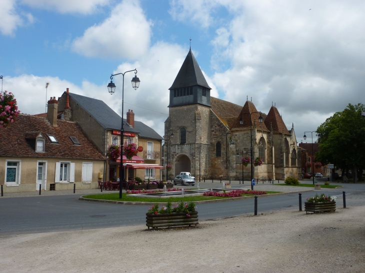  - Dun-sur-Auron