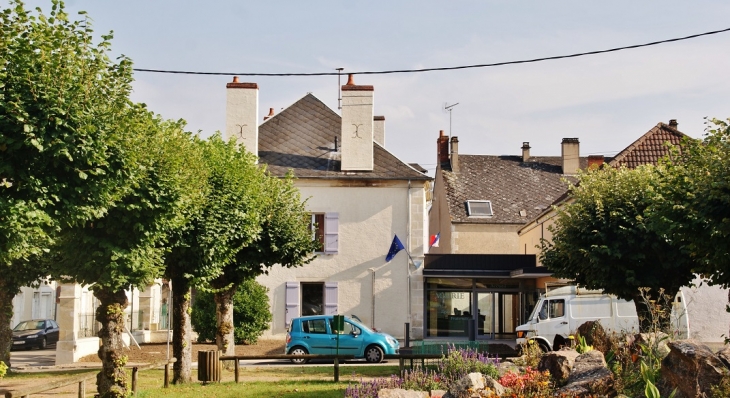 La Mairie - Jouet-sur-l'Aubois