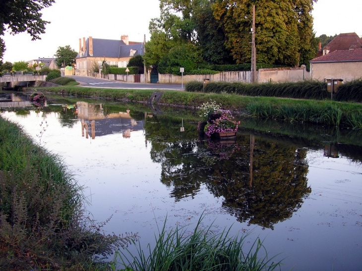 Canal de Saint-Amand Montrond - Saint-Amand-Montrond